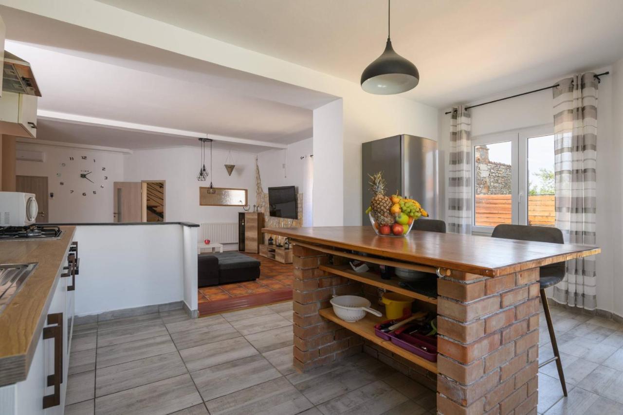Holiday House Boky 보드냔 외부 사진